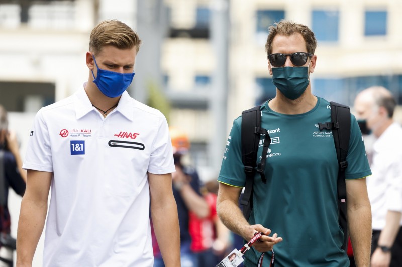 Vettel über Mick Schumacher: "Hat das ganze Team vorangetrieben"