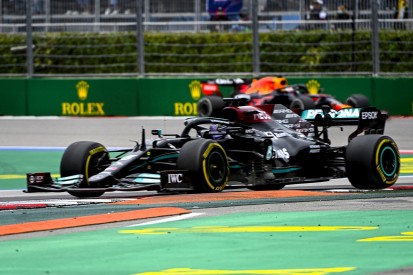 "Hätten uns den Arm abgebissen": Duell Mercedes vs. Red Bull spitzt sich zu