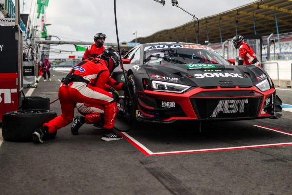 Abt-Drama bei Rockenfeller-Boxenstopp: Wie es dem verletzten Mechaniker geht