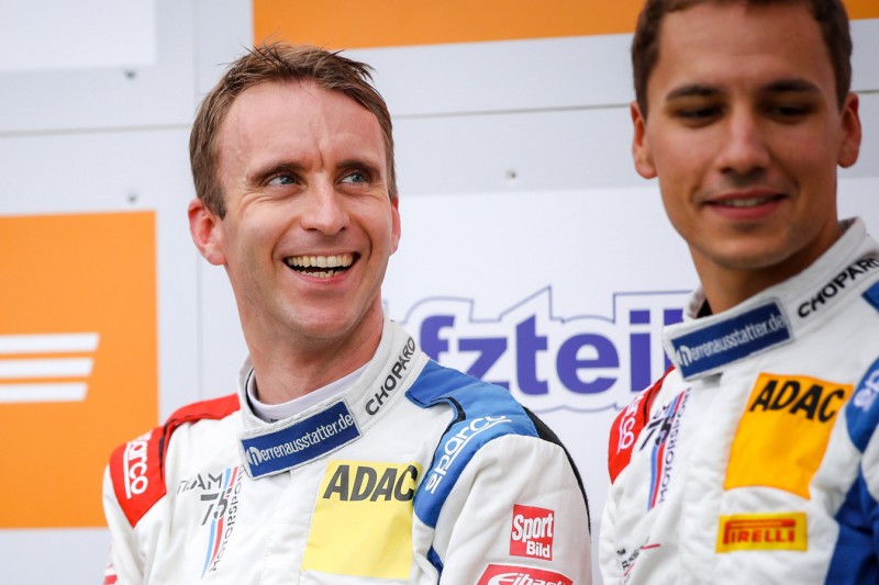 Podest-Premiere am Sachsenring: Timo Bernhard testete den Porsche selbst!
