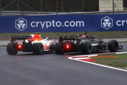"Schneller als bei offenem DRS": Red Bull hat Fragen zum Mercedes-Motor