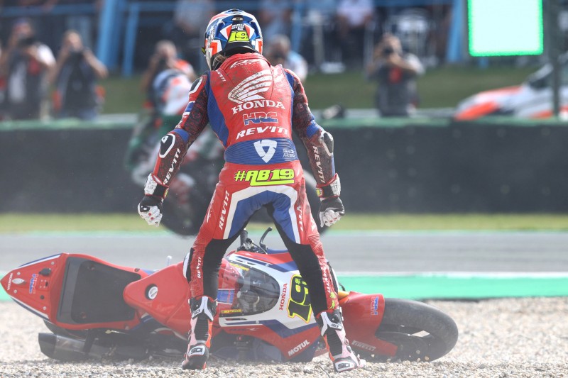Alvaro Bautista: "Es macht mir nichts aus, wenn ich stürze"