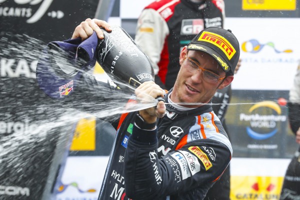 Neuville: Dank an Marshalls nach "Herzinfarkt"-Moment vor Powerstage