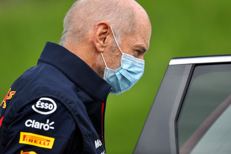 Adrian Neweys Fahrradunfall: Bernie Ecclestone hat Kontakte spielen lassen