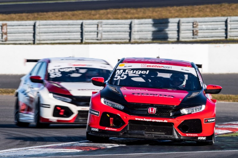 Schmutziges TCR-Finale: Abschuss, Abdrängen, Schwarze Flagge