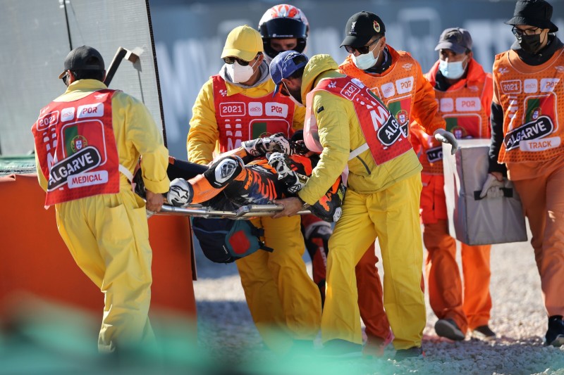 Miguel Oliveira nach Crash mit Lecuona okay: Keine Verletzungen festgestellt