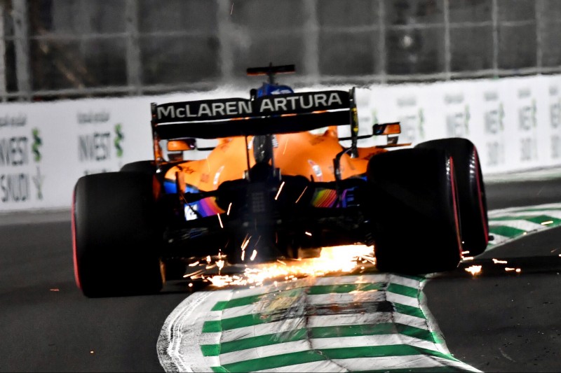 McLaren-Unterboden bremst Daniel Ricciardo im Dschidda-Qualifying aus
