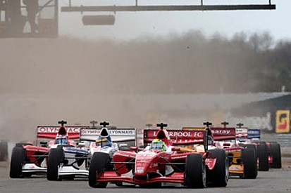 Superleague Formula 2011 sezonu başlıyor
