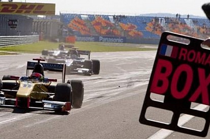 Gp2 2011 Avrupa sezonunda ilk yarış Grosjean'nın