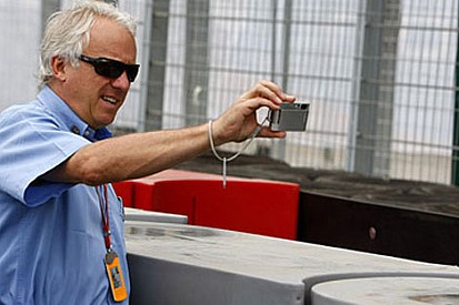 Ferrari Whiting'in 'anında' cevap verdiğini yalanlıyor