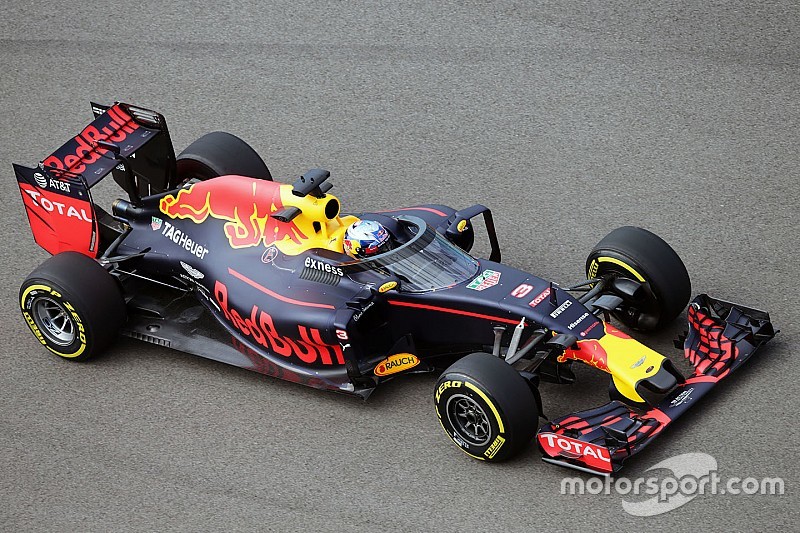 ロズベルグが首位発進。エアロスクリーン搭載車も走行:ロシアGP FP1レポート