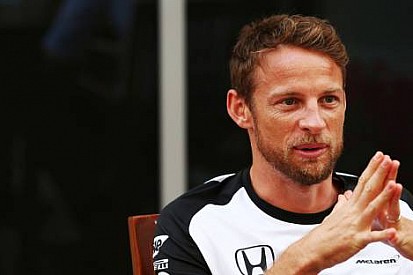 Jenson Button 'Formula 1 takviminin kapasitesi doldu'