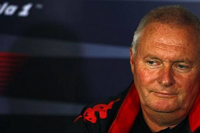 Marussia teknik arıza nedeniyle lansmanı erteledi