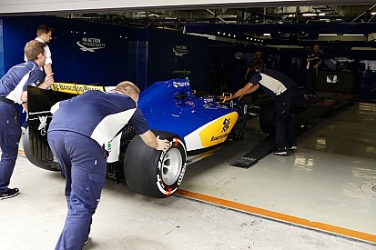 Старший інженер Тім Мальон залишив Sauber