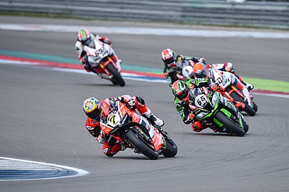 WSBK Imola: Davies opnieuw aan kop, Van der Mark verbetert niet