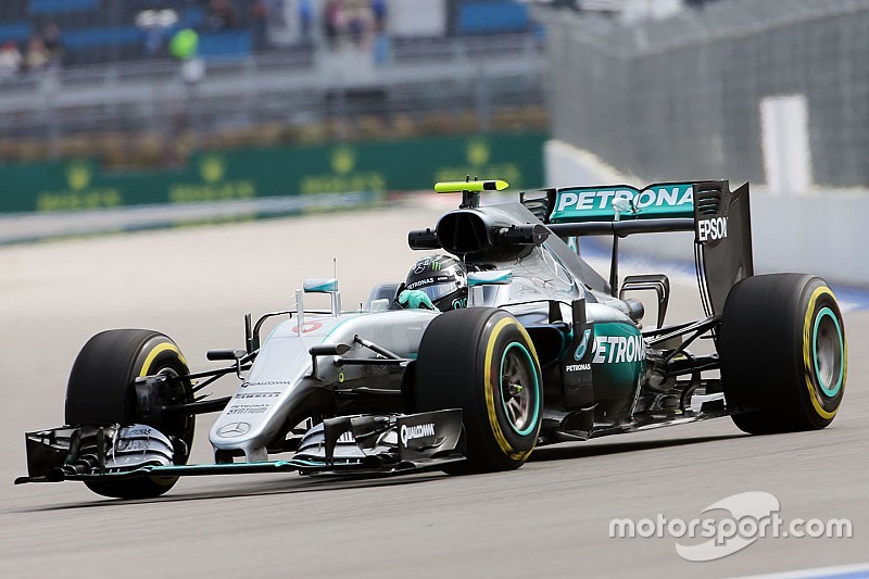 Rosberg: "Pech van anderen maakt mijn race iets makkelijker"