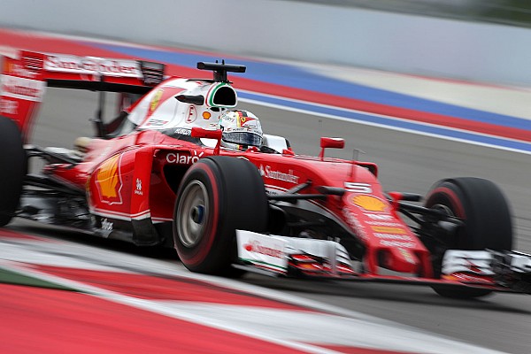 Vettel gelooft dat Ferrari kan knokken met Mercedes