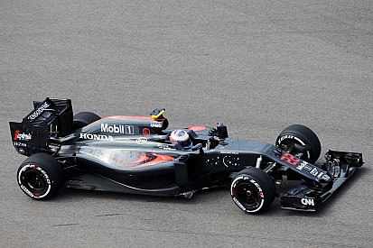 Button "si proche, mais si loin" de la Q3