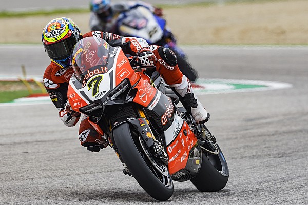 Imola WSBK: Davies logró una victoria de principio a fin