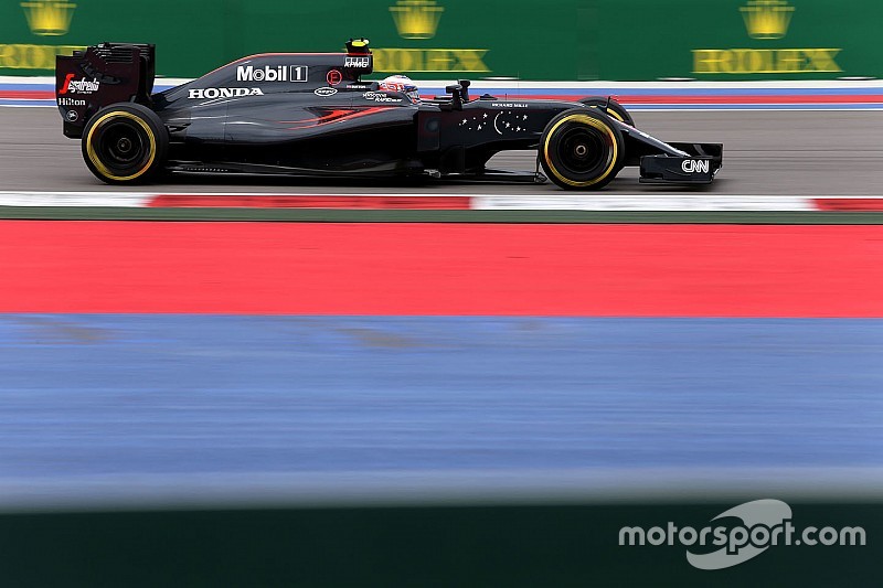Jenson Button, McLaren MP4-31