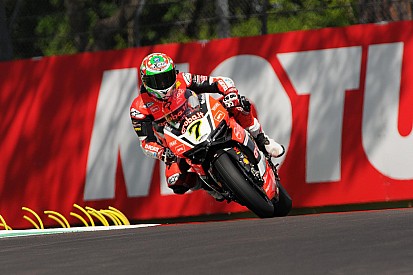 Chaz Davies feiert Imola-Doppelsieg