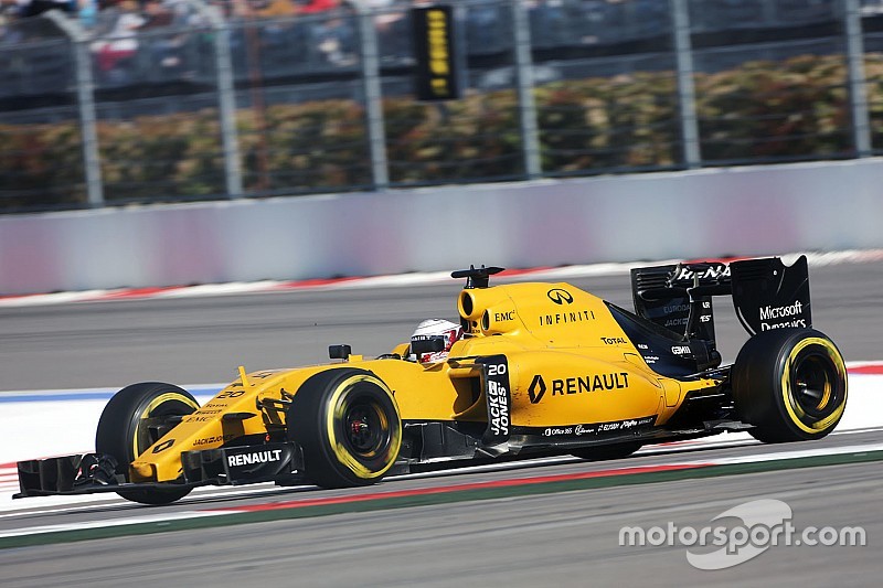 Magnussen is Driver of the Day in Rusland
