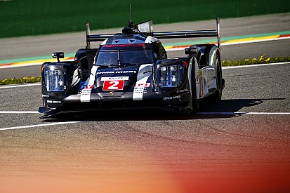 Sans compromis, Porsche pense au titre avant Le Mans