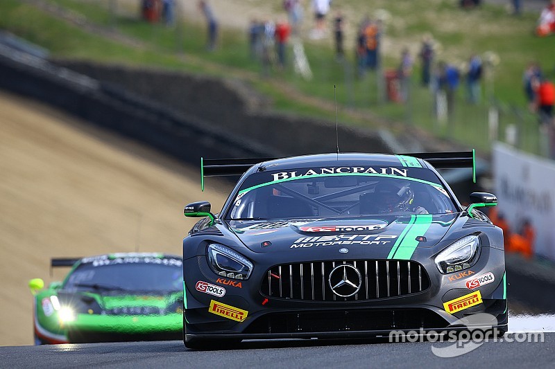 Szymkowiak / Schneider wint kwalificatierace Brands Hatch