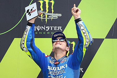 Y 2.816 días después, Suzuki volvió al podio de MotoGP