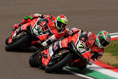 Davies: "Ora l'assetto della Panigale mi permette di spingere"