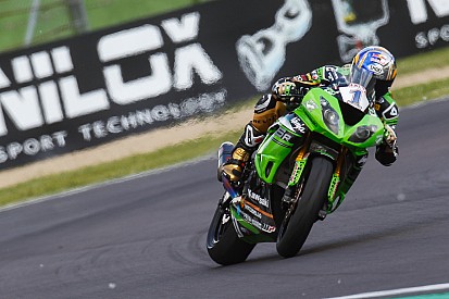 Sofuoglu la spunta su Krummenacher per la pole di Sepang