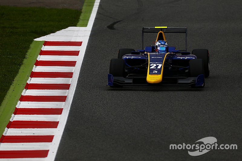 Pole para Hughes, problemas para Palou