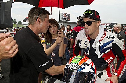 WSBK Sepang: Hayden boekt eerste zege sinds 2006 op nat Sepang