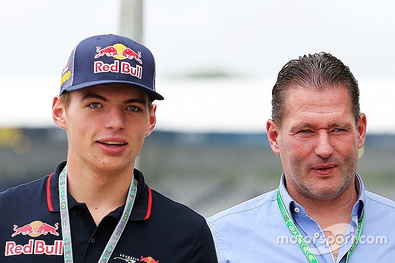La felicità di papà Verstappen: "Abbiamo fatto di tutto per momenti così"