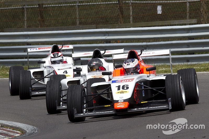 Jarno Opmeer grote winnaar van F4-weekend Zandvoort