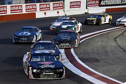 Début de la saison 2016 de la série NASCAR Pinty's