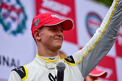 Beckmann - Mick Schumacher est "au niveau de son père"