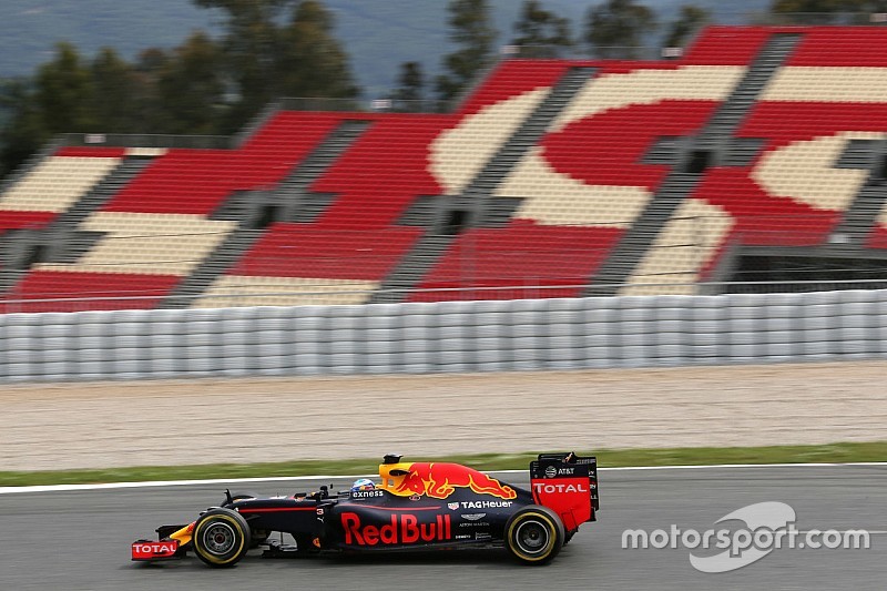 Ricciardo cree que el nuevo motor Renault es un paso adelante