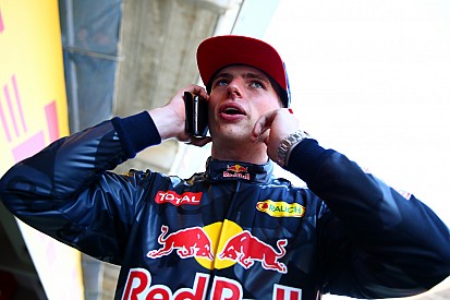 Verstappen: "Ho appreso alcune funzioni del volante computer"