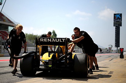 Renault hakt vrijdag knoop door over inzet nieuwe motor