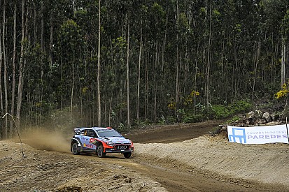 Sordo cierra el segundo día en Portugal 3º, tras Meeke y Ogier