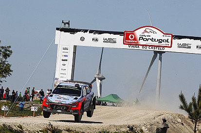 Portekiz WRC: Benzini biten Neuville yarış dışı kaldı