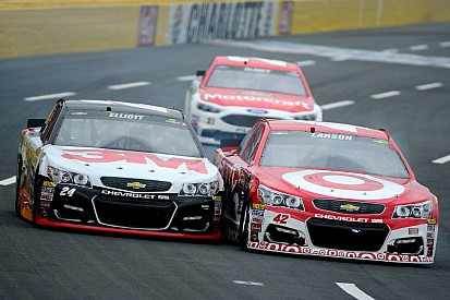 Sprint-Showdown: Fotofinish Kyle Larson vs. Chase Elliott