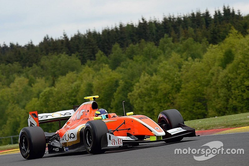 Dillmann se lleva la pole de la segunda carrera