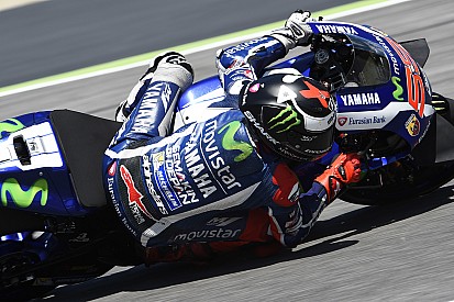 Lorenzo met les points sur les i