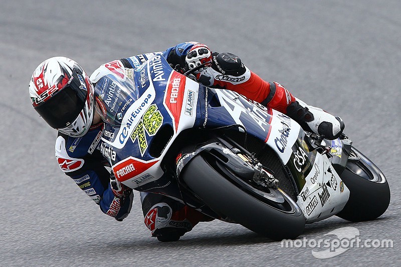Fracture du pied pour Loris Baz