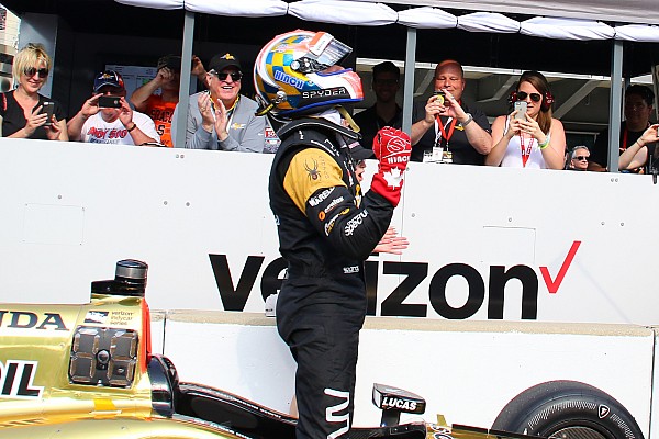 Photos - James Hinchcliffe fête sa pole aux 500 Miles d'Indianapolis