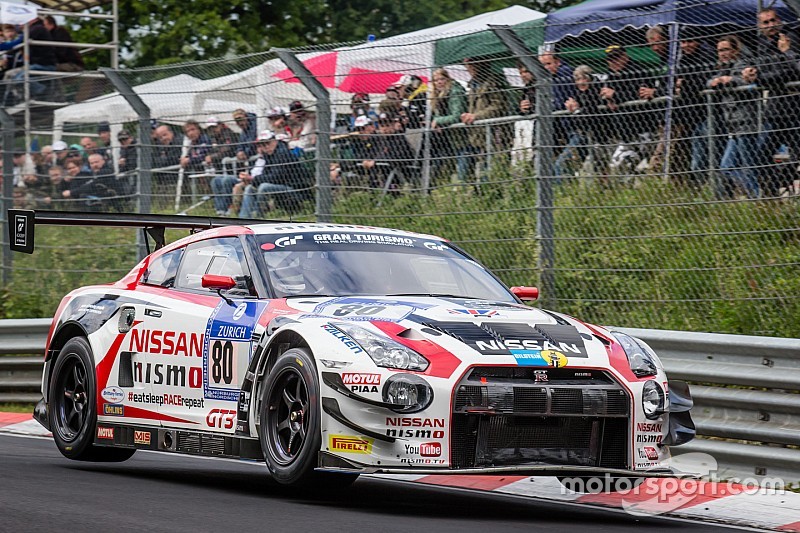 Nissan ready for round the clock challenge at the Nurburgring