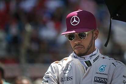 Hamilton insiste en que no hay tensión con Rosberg