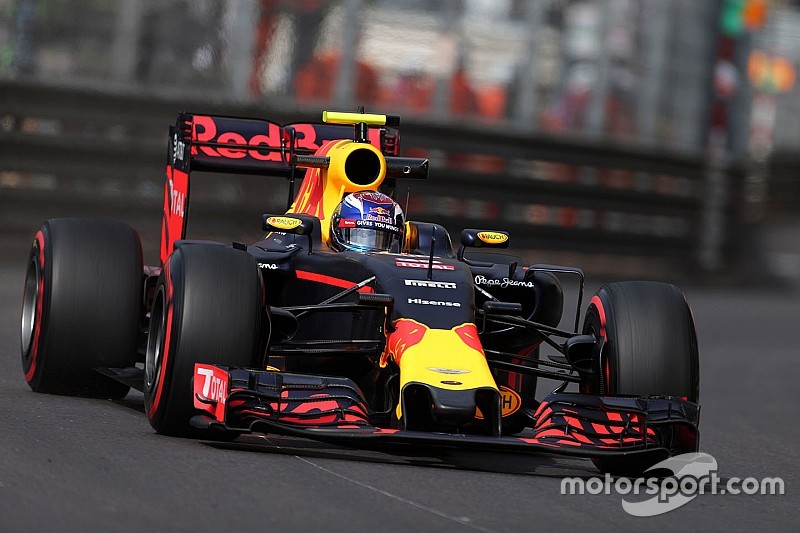 Verstappen: "Mi aspettavo qualcosa in più dalla gomma UltraSoft"